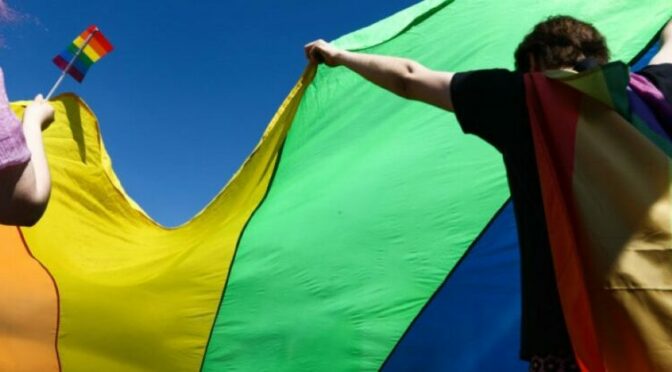 “Are You Proud?”, il documentario sulla comunità LGBTQ in Inghilterra